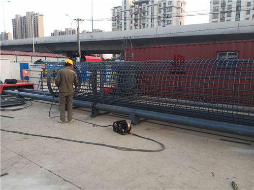 秦皇島數(shù)控鋼筋籠滾焊機知識匯總