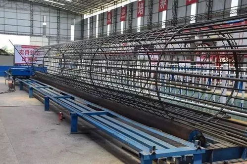 全國首例,輕型航母重量相當?shù)娜f噸橋梁同步轉(zhuǎn)體跨越京廣鐵路